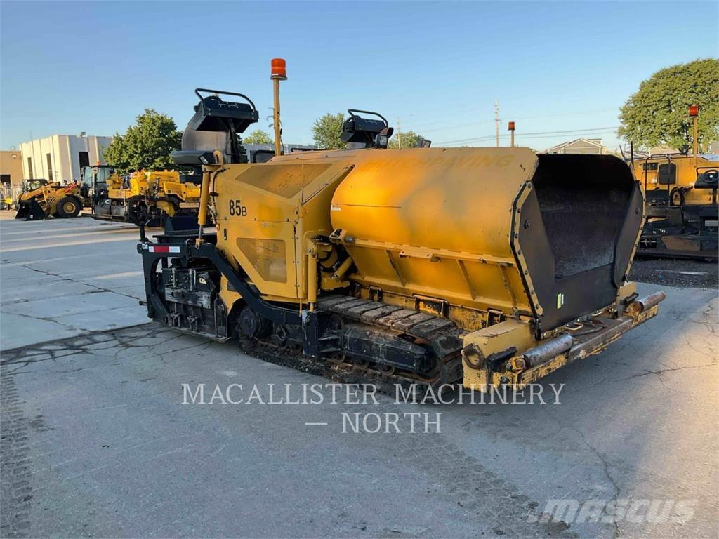 Weiler P385B Strassenfertiger