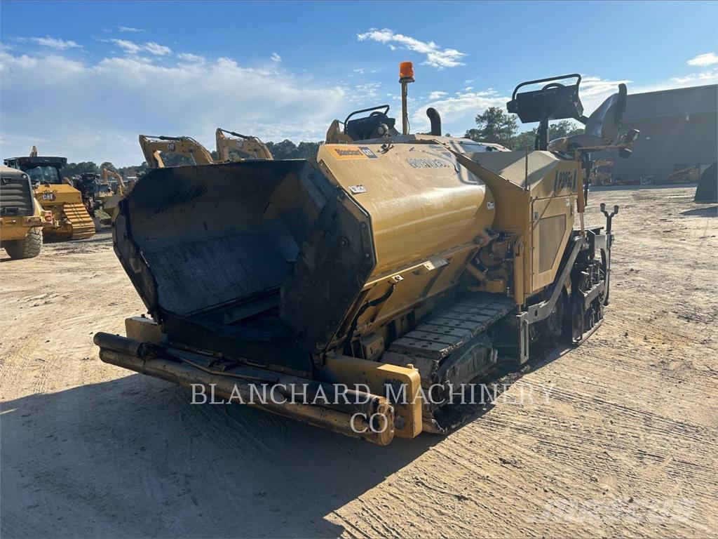 Weiler P385C Strassenfertiger