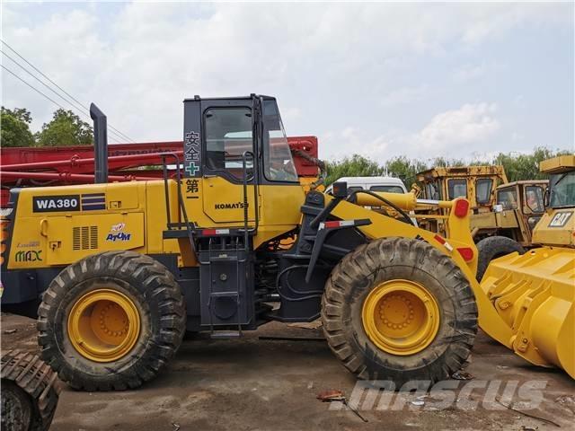 Komatsu WA 380 Radlader