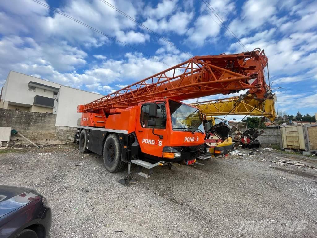 Liebherr LTM 1030-2 All-Terrain-Krane