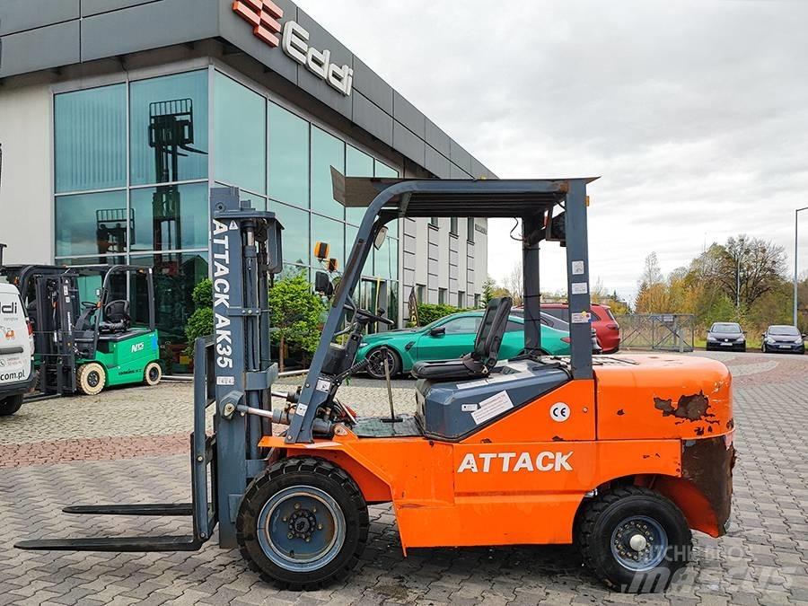 Attack AK35 Dieselstapler