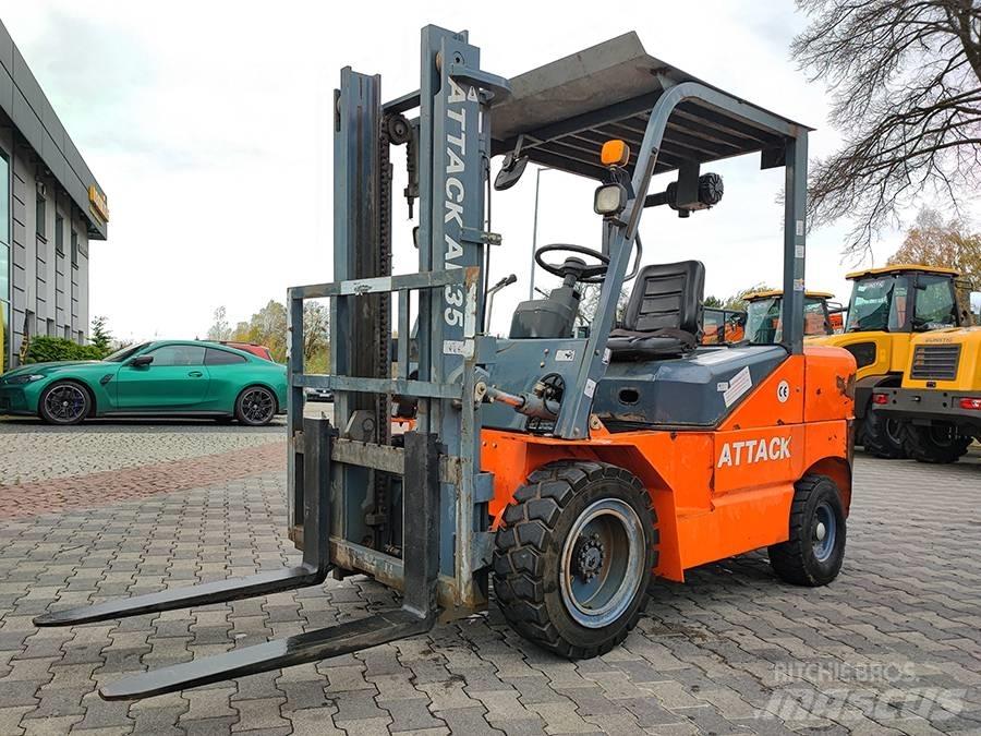 Attack AK35 Dieselstapler