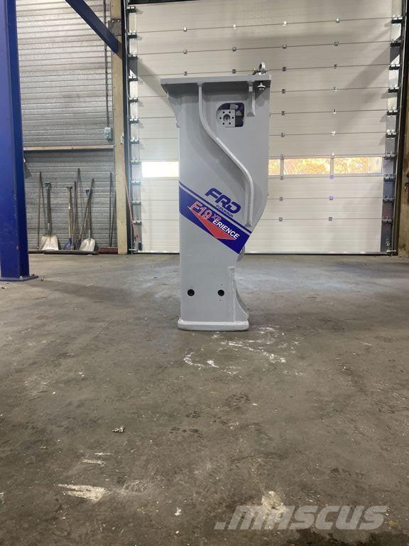 FRD F19 Hammer / Brecher