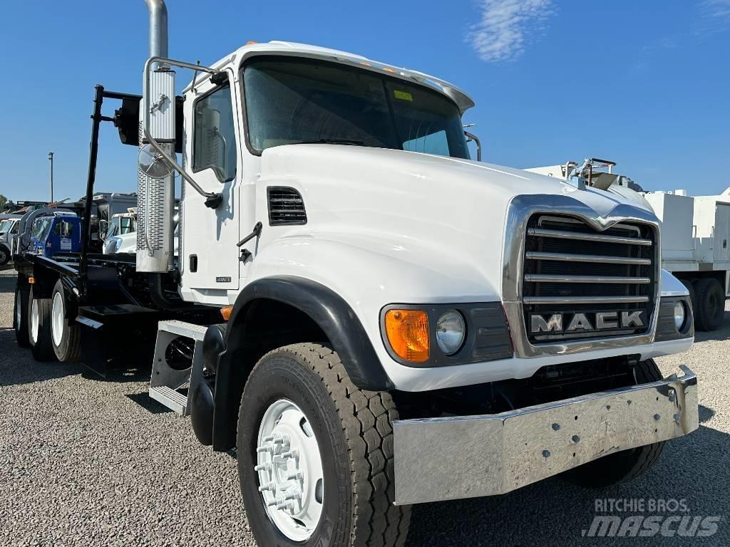 Mack GRANITE CV713 Absetzkipper