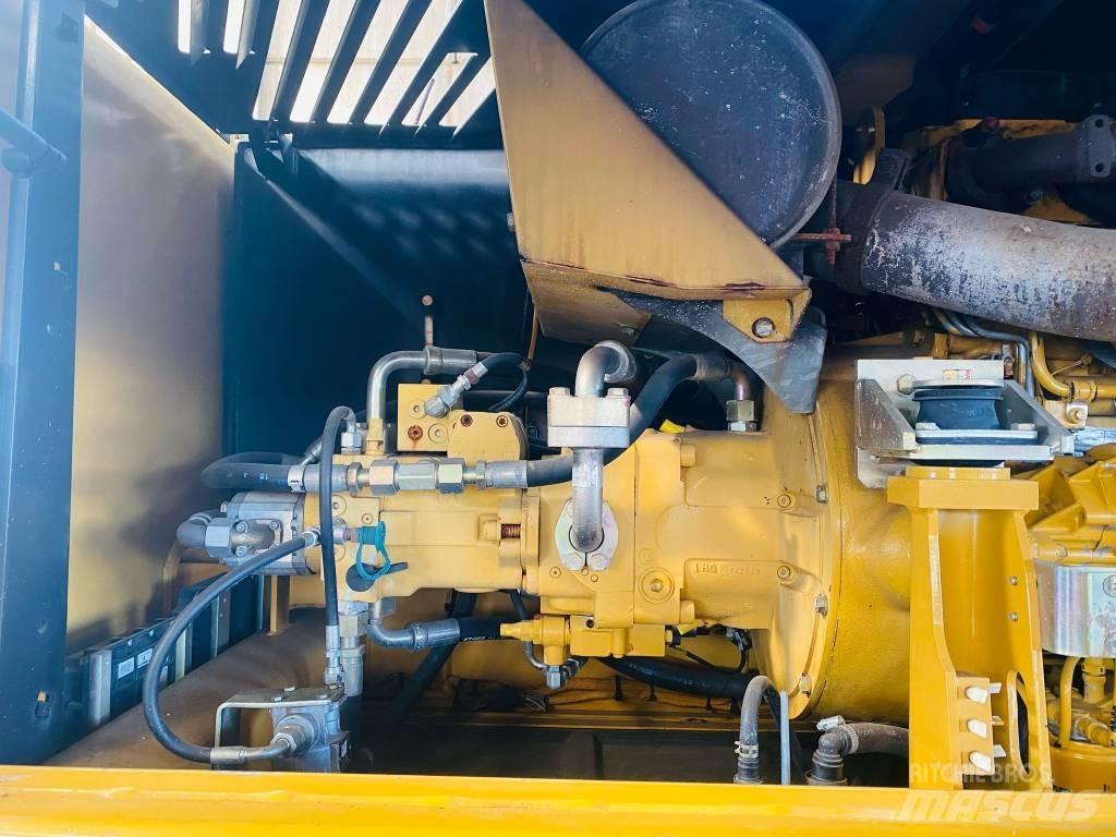 CAT M 318 D Mobilbagger