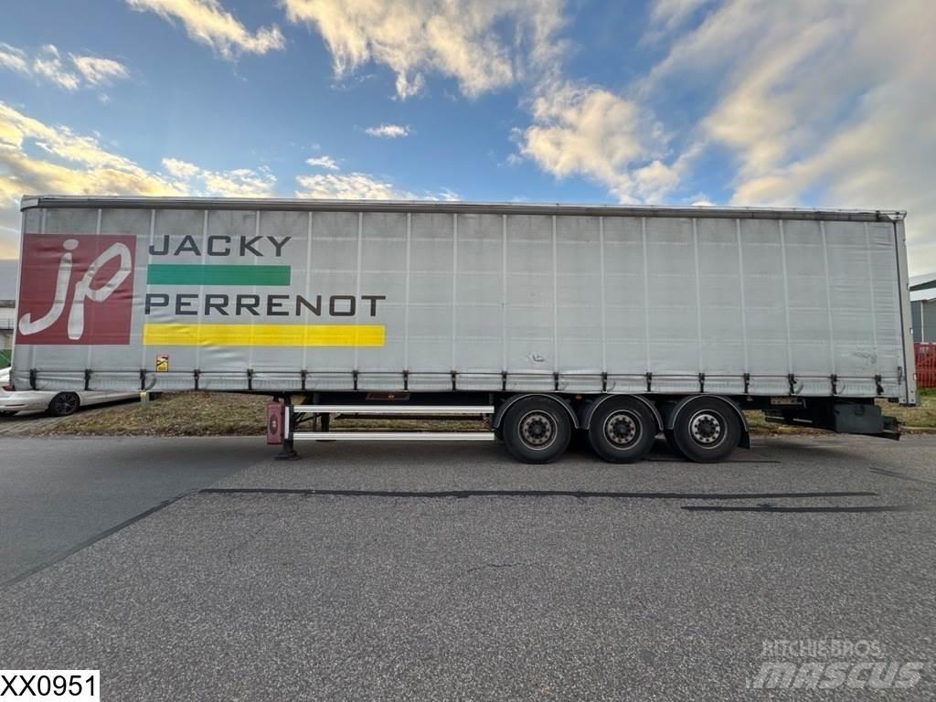 Fruehauf Tautliner Curtainsiderauflieger