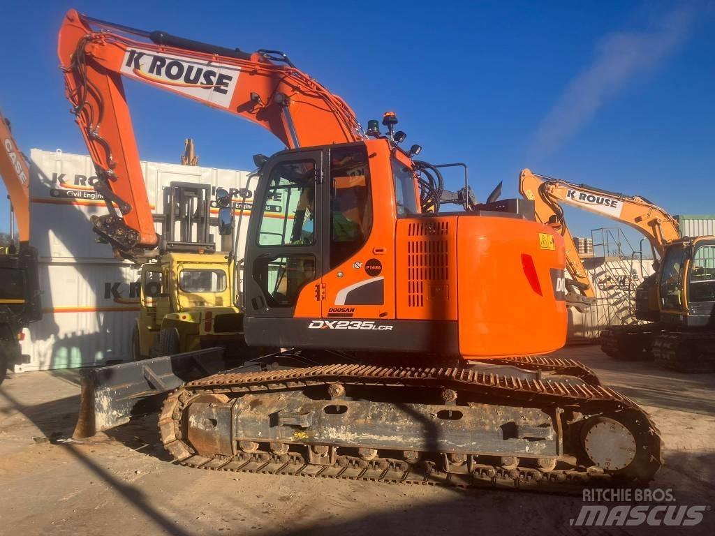 Doosan DX 235 LCR Raupenbagger