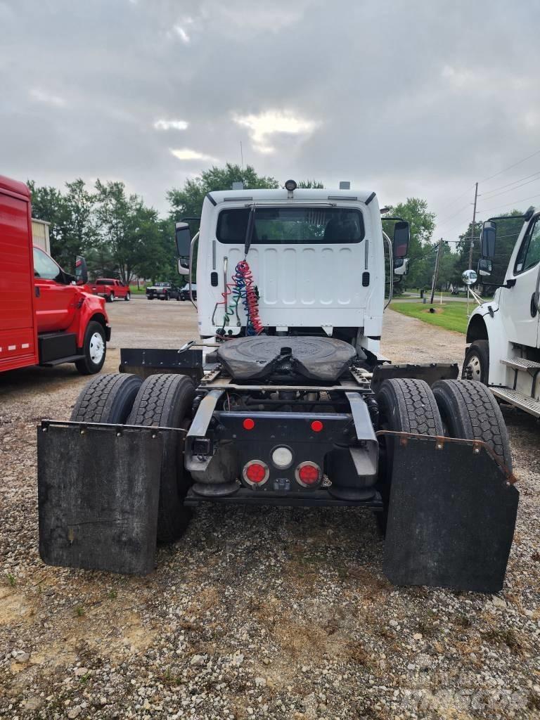 Freightliner M2 Sattelzugmaschinen