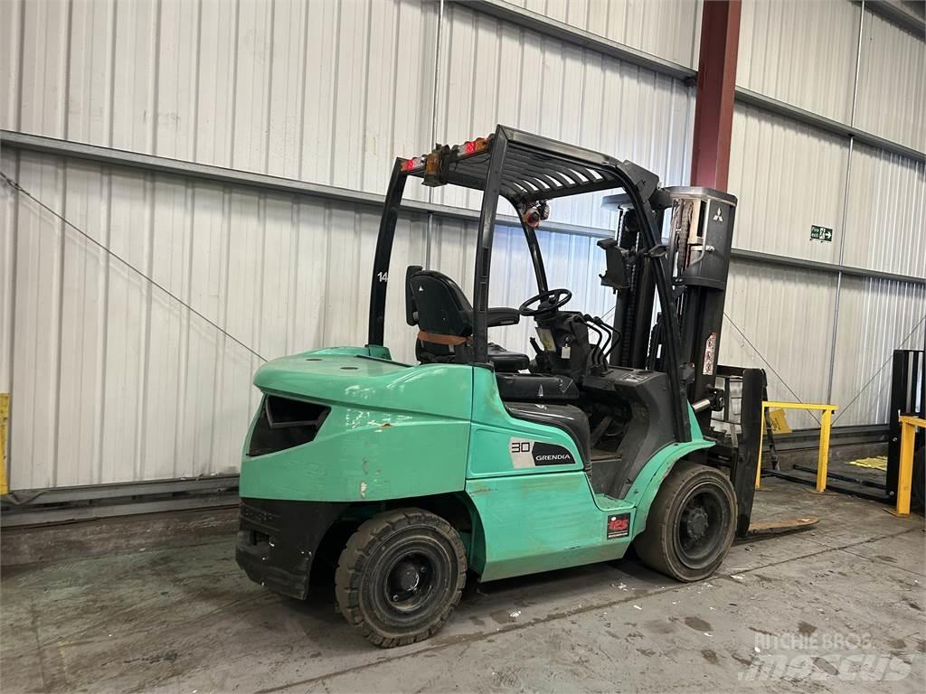 Mitsubishi FD30NT Dieselstapler