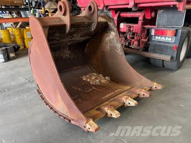 CAT 330 Schaufeln