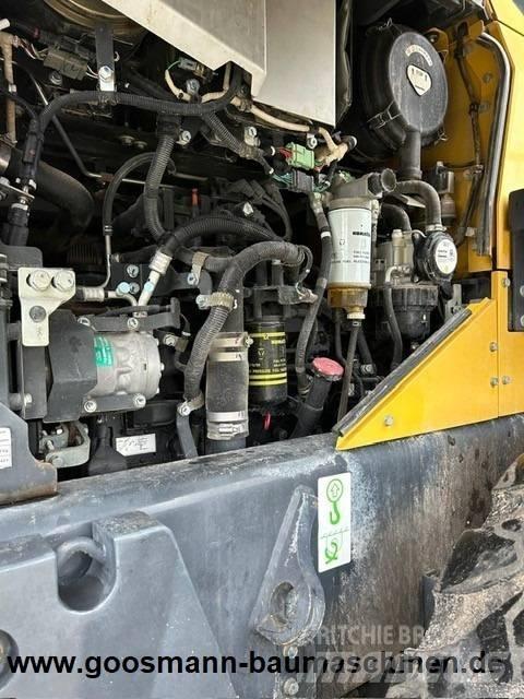 Komatsu WA 320-8 Radlader