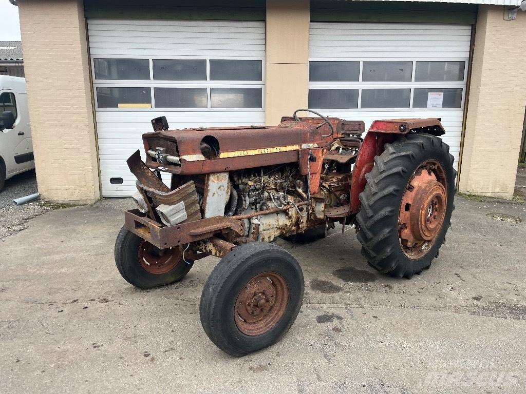 Massey Ferguson 178 Traktoren