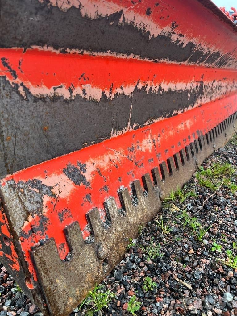 Fransgård GT 250 FL Schneeschilde und -pflüge