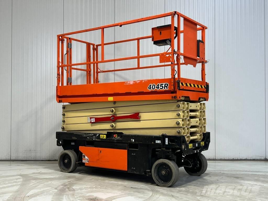 JLG 4045R Scheren-Arbeitsbühnen