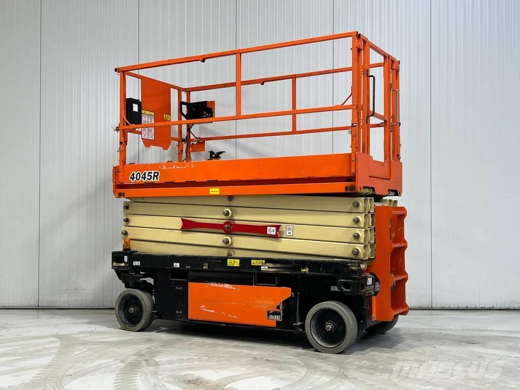 JLG 4045R Scheren-Arbeitsbühnen
