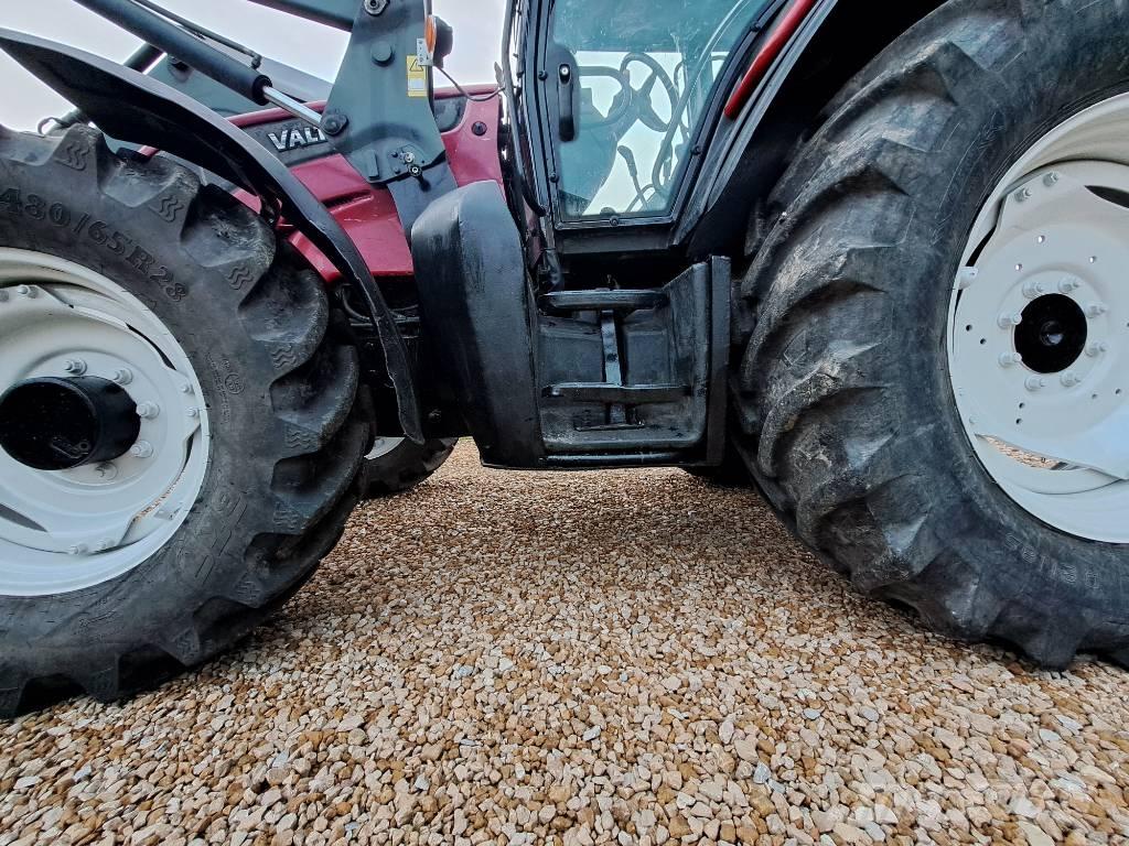 Valtra N 121 Traktoren