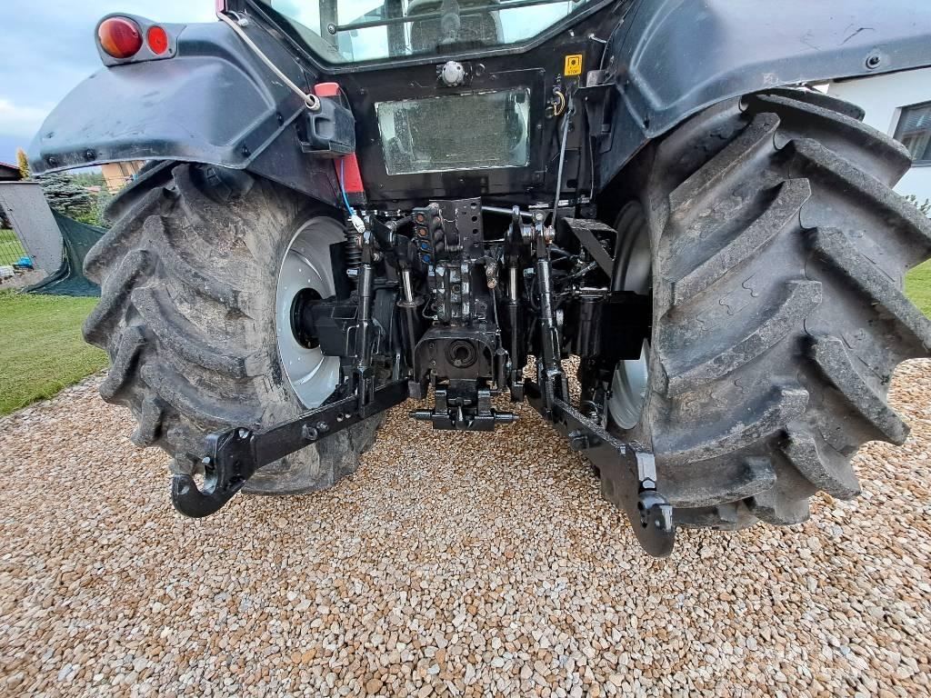 Valtra N 121 Traktoren