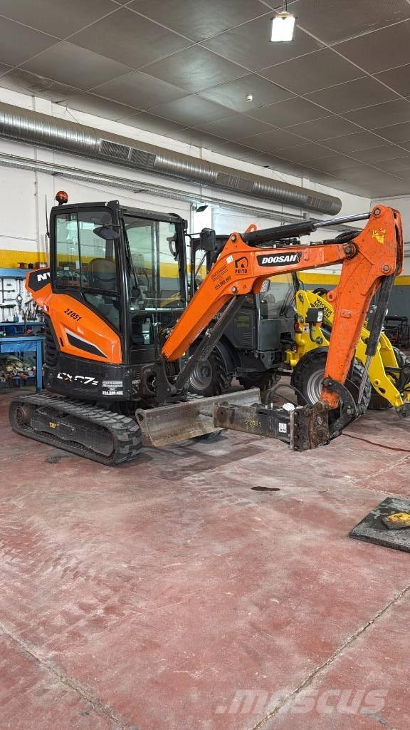 Doosan DX 27 Z Minibagger < 7t