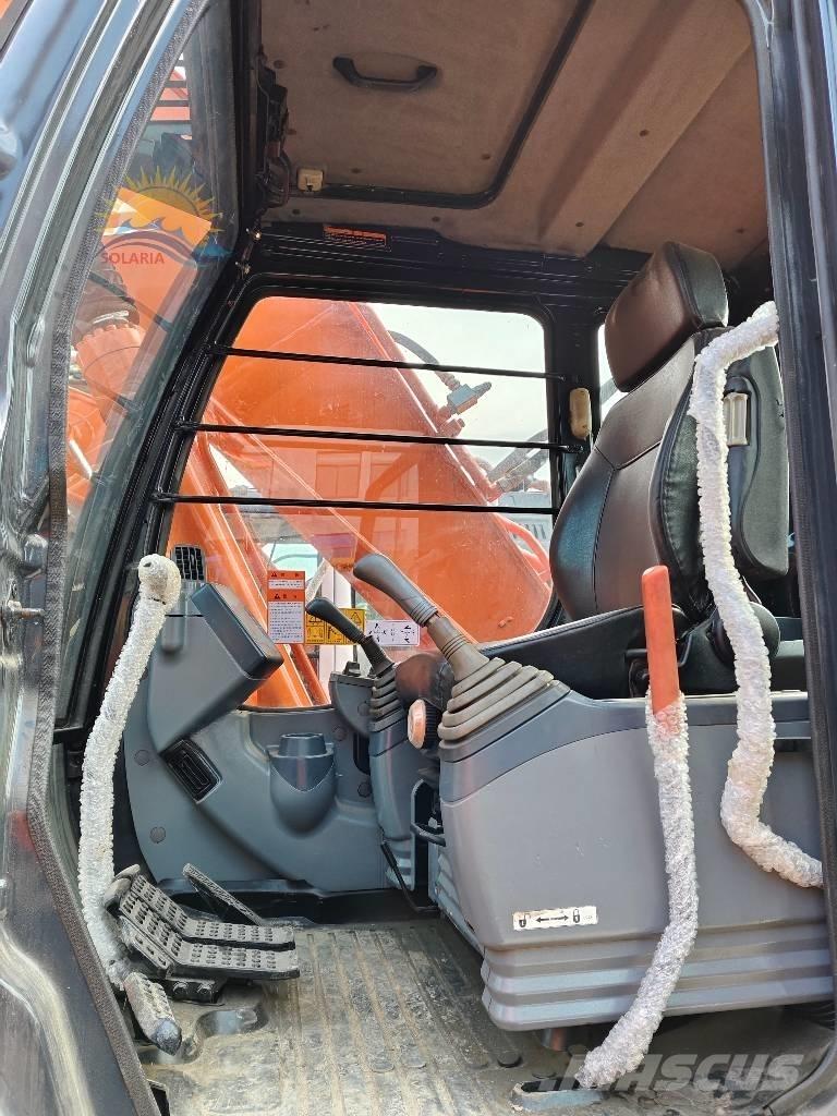 Hitachi ZX 200 Raupenbagger