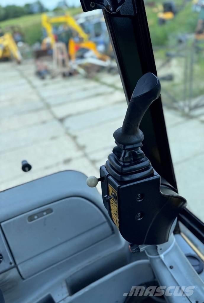 Terex 880 SX Baggerlader