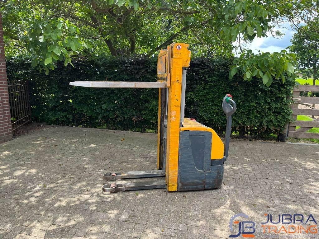 Jungheinrich EJC216 Deichselstapler