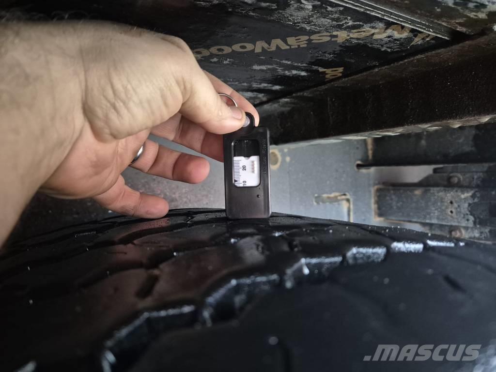  køgel SN24 Curtainsiderauflieger