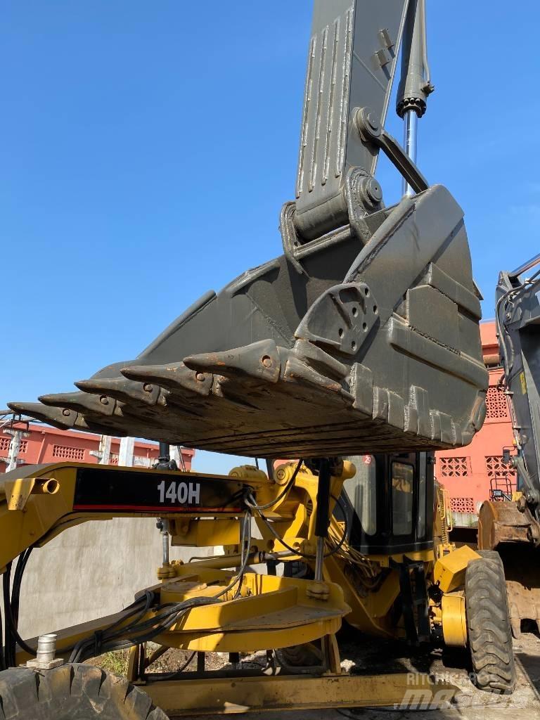 Volvo EC 210 B LC Raupenbagger