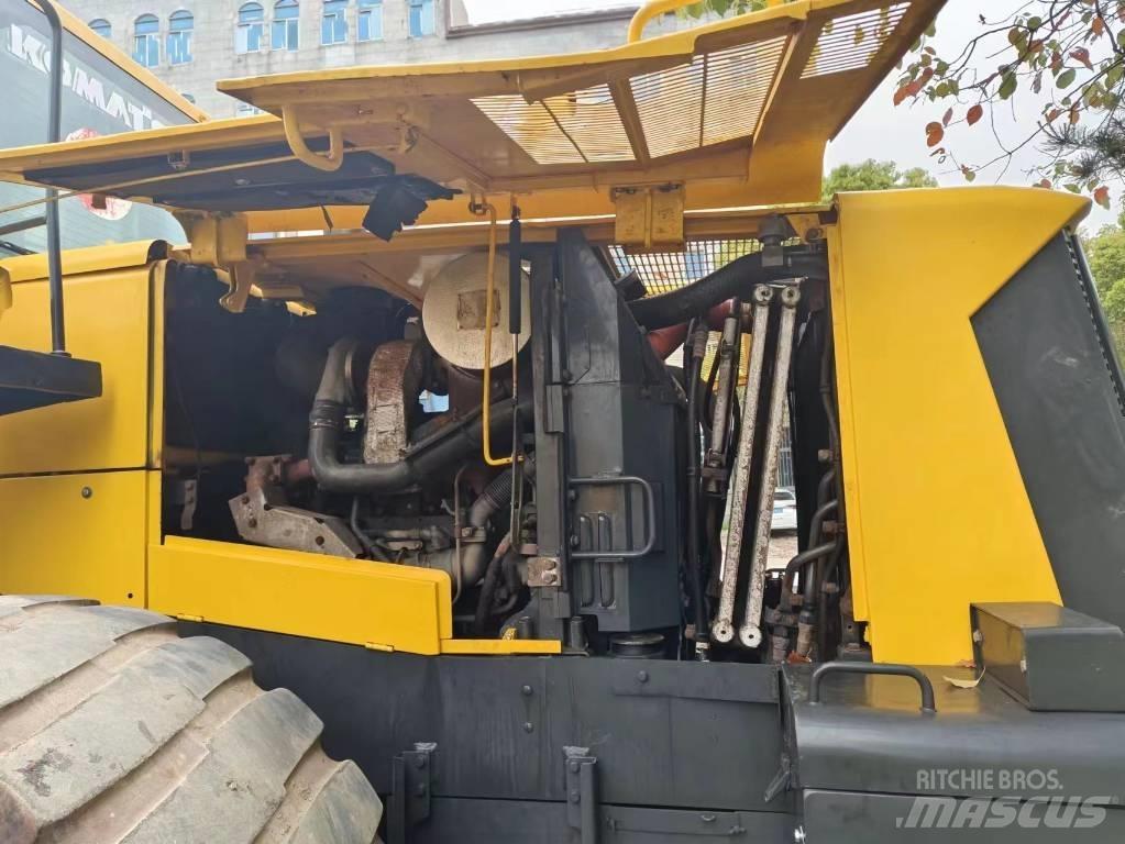 Komatsu WA 470 Radlader