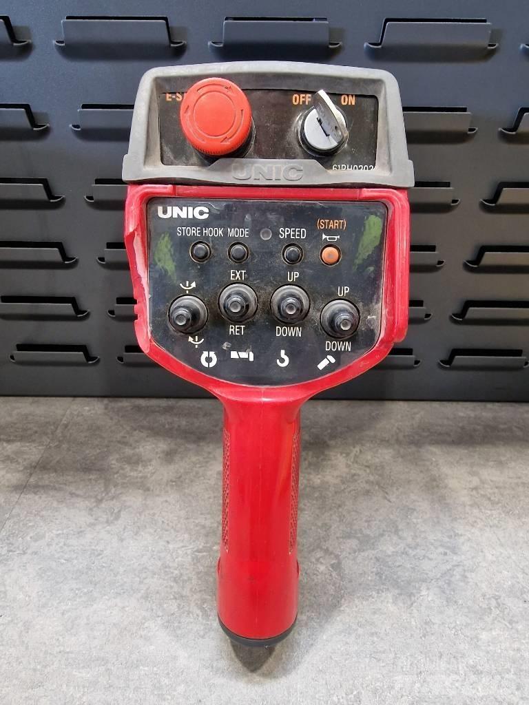 Unic URW-094 CER Minikrane