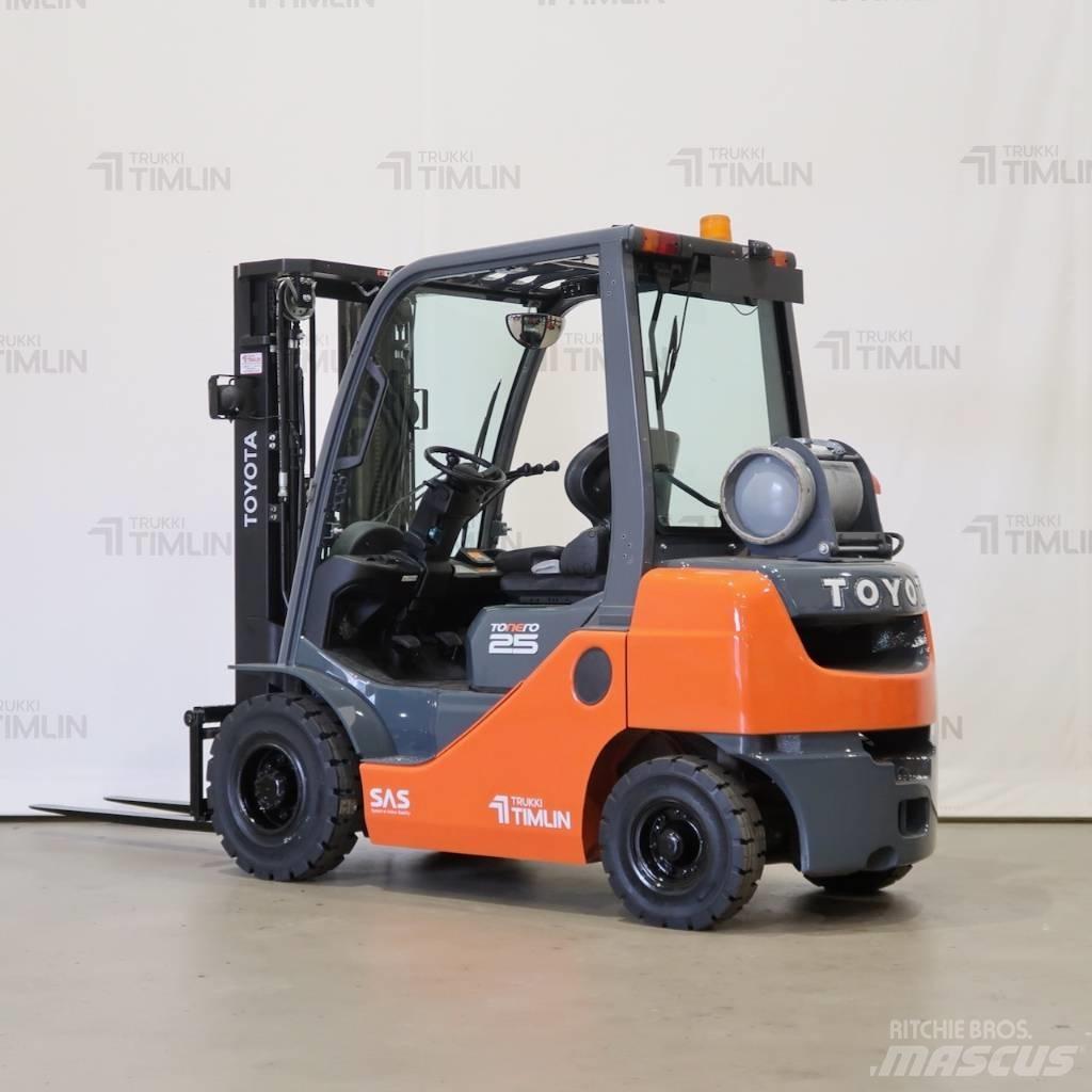Toyota 02-8FGF25 Gasstapler