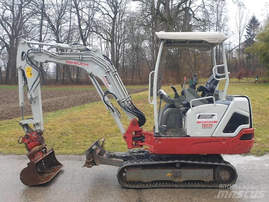 Takeuchi TB 225 Minibagger < 7t