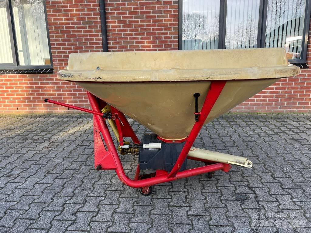 Vicon Pendelstrooier Mineraldüngerstreuer