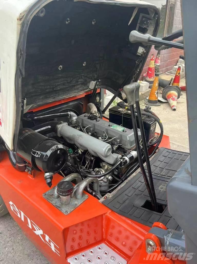 Heli CPC 30 Dieselstapler