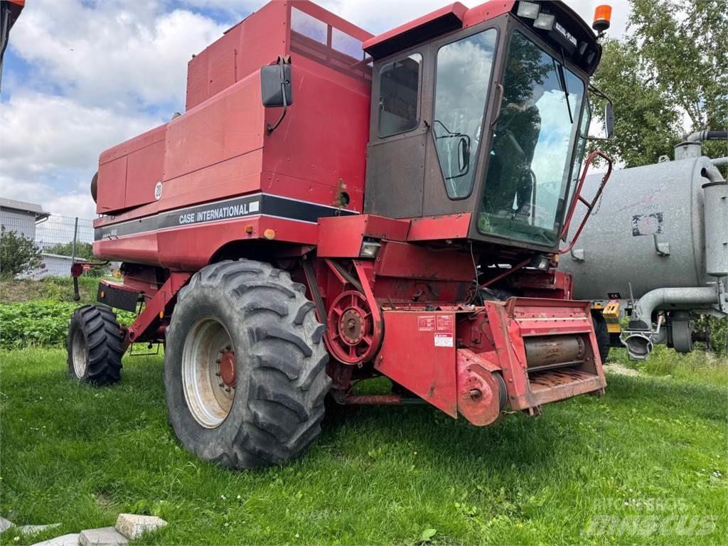Case IH 1680 Axial Mähdrescher