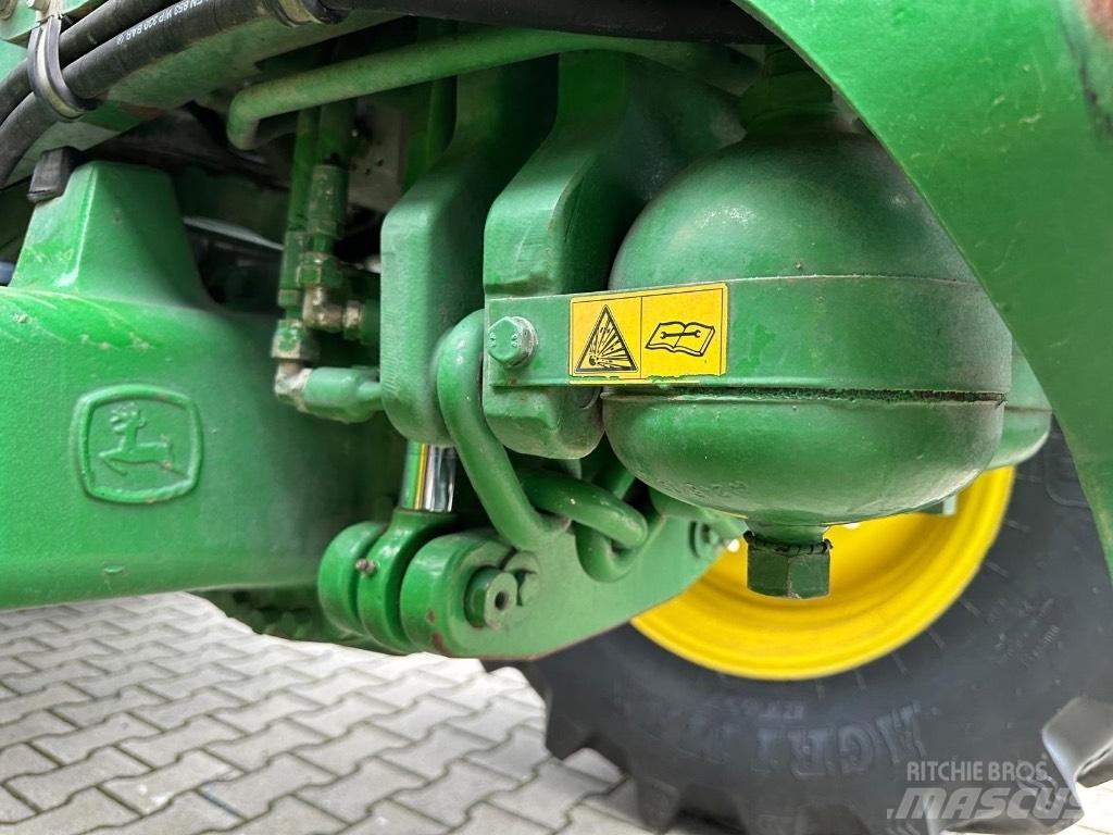 John Deere 6920 S Traktoren