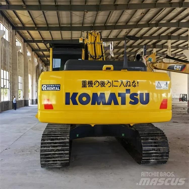 Komatsu PC200-8 Raupenbagger