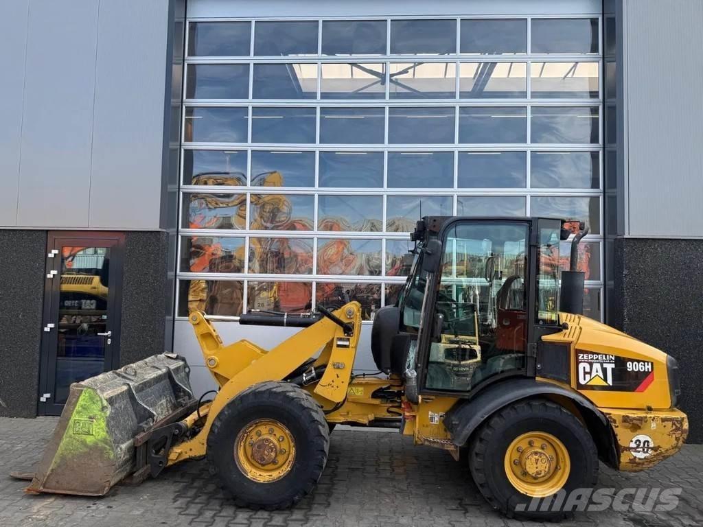 CAT 906H Radlader