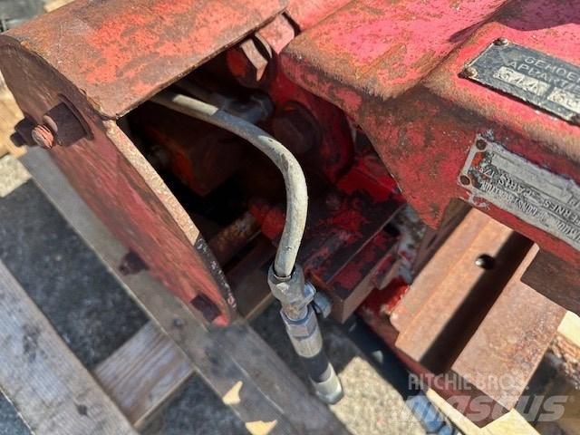 ABI UCHWYT GRODZIC Hydraulische Rammhammer