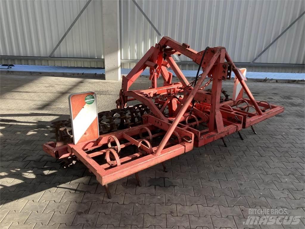  UNBEKANNT SBK 300 Grubber