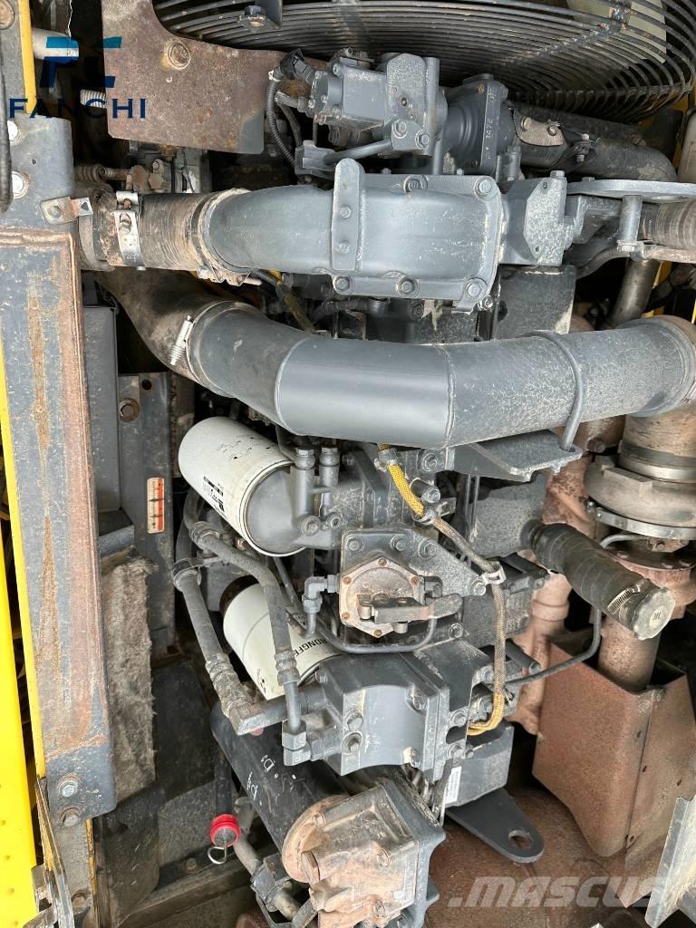 Komatsu PC 450-8 Raupenbagger