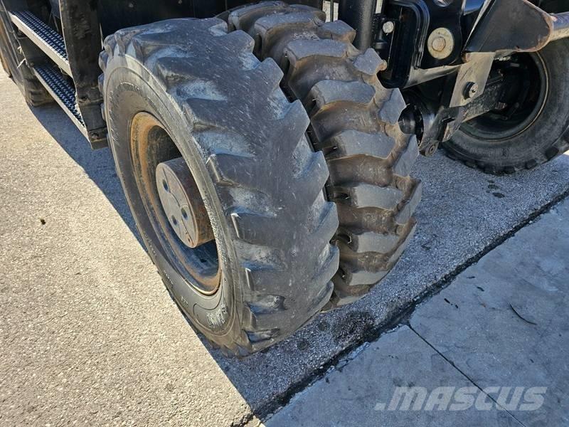 CAT M 320F Mobilbagger