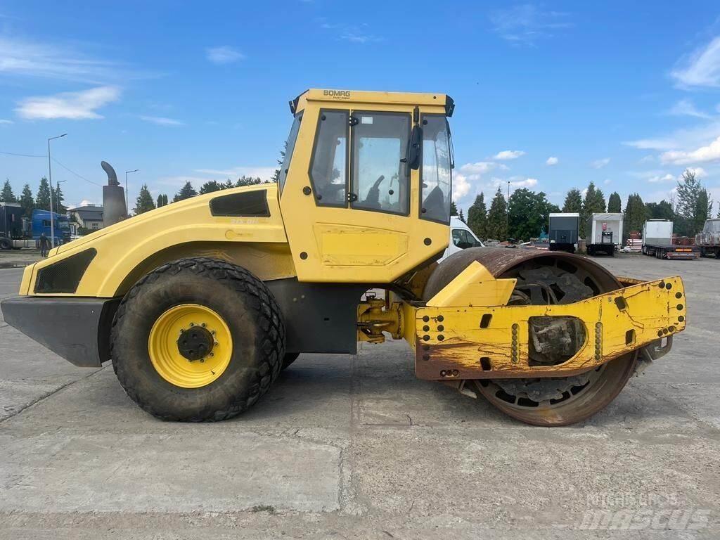 Bomag BW213 DH-4 Walzenzüge