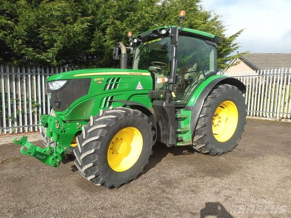 John Deere 6130 R Traktoren