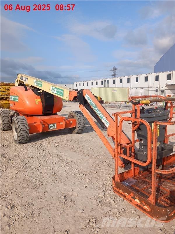JLG 600 AJ Gelenkteleskoparbeitsbühnen