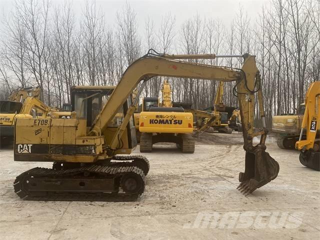 CAT E70B Raupenbagger