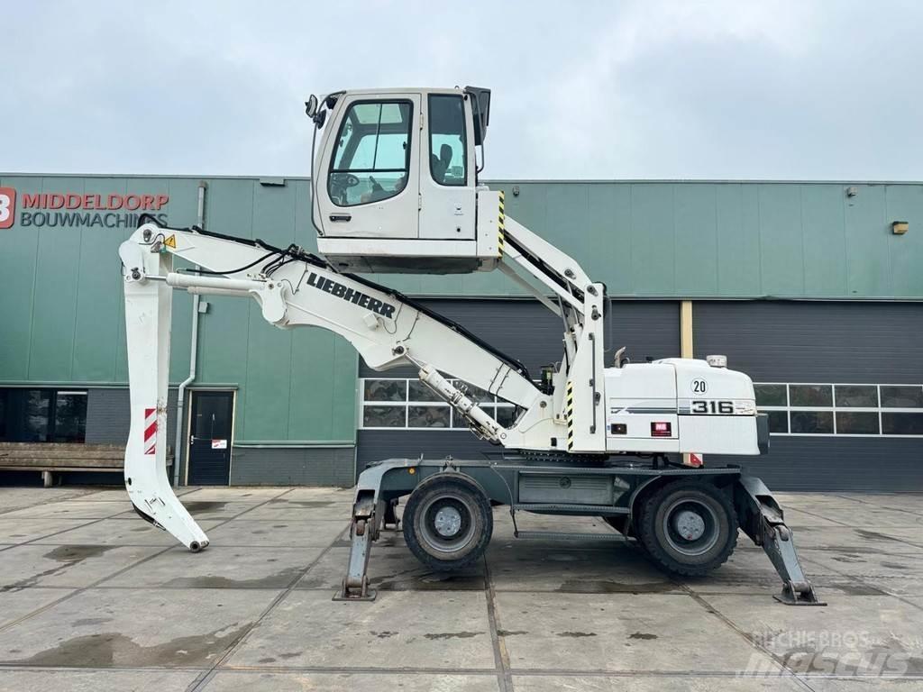 Liebherr A 316 Materialumschlag