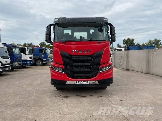 Iveco X-Way 420 Betonmischer