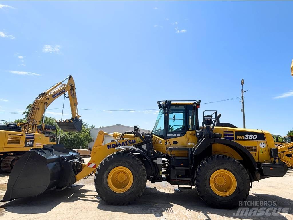 Komatsu WA380-8E0 Radlader