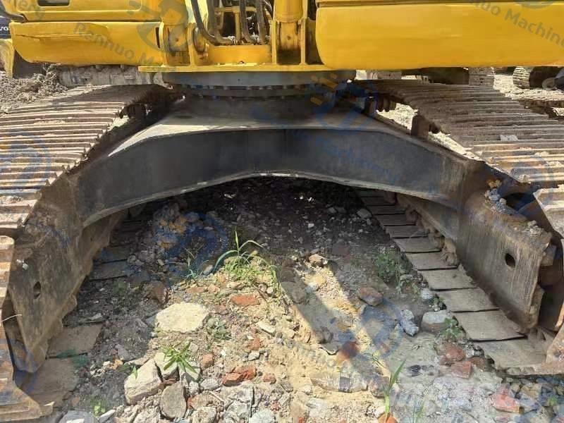 Komatsu PC220-7 Raupenbagger