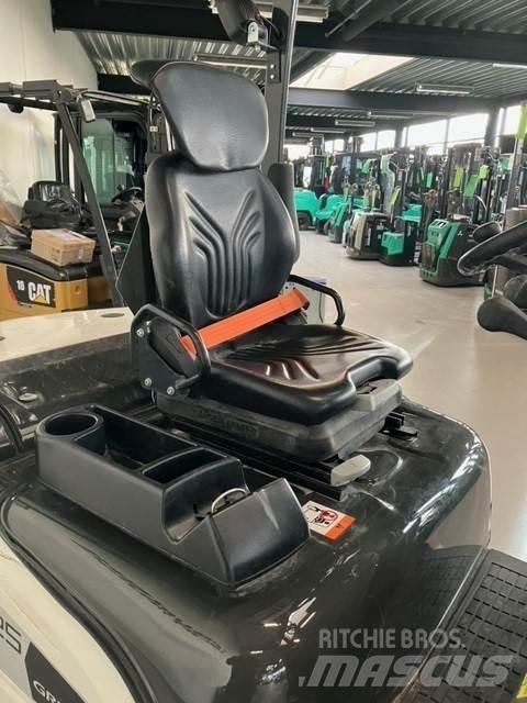Mitsubishi FD25N3 Dieselstapler